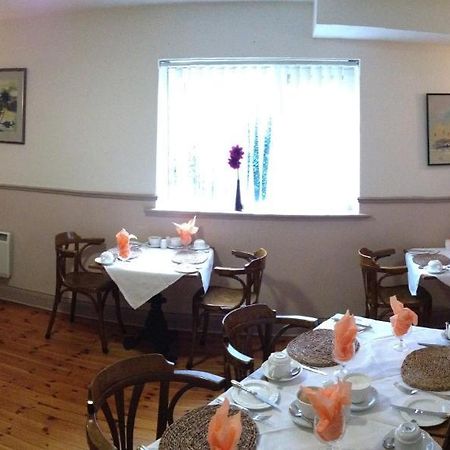 Virginia'S Guesthouse Кенмеър Екстериор снимка