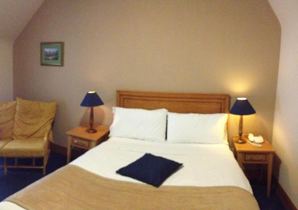 Virginia'S Guesthouse Кенмеър Стая снимка