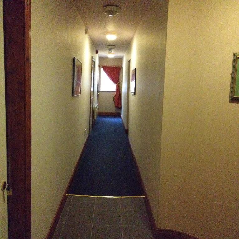 Virginia'S Guesthouse Кенмеър Екстериор снимка